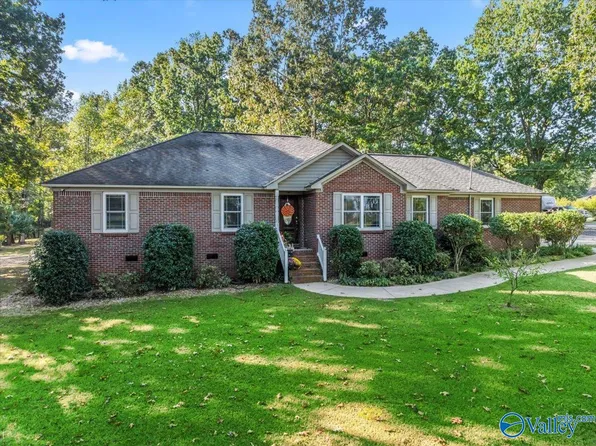 12633 County Road 52, Geraldine, AL 35974