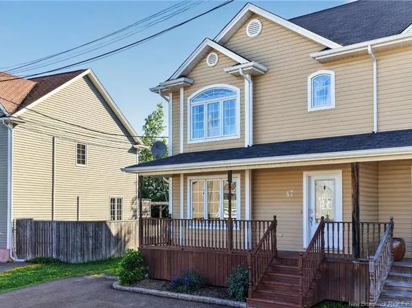 87 Gagnon Dr, Moncton, NB E1A 0B8