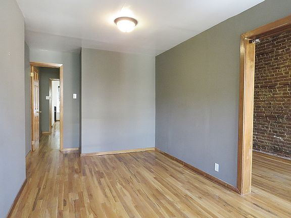 4th image of 174 E 111th St APT 4