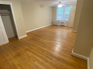 905 25th St NW, Washington, DC 20037
