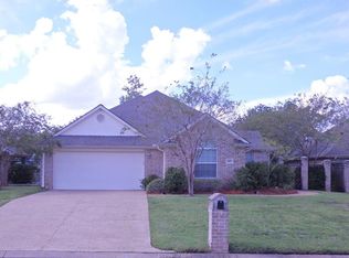 409 Rock Spring Ct, College Station, TX 77845