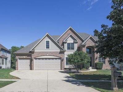 618 Pine St, Sugar Grove, IL, 60554