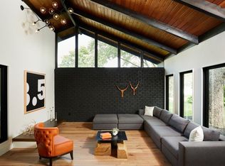 6827 Kingston Cir N, Minneapolis, MN 55427