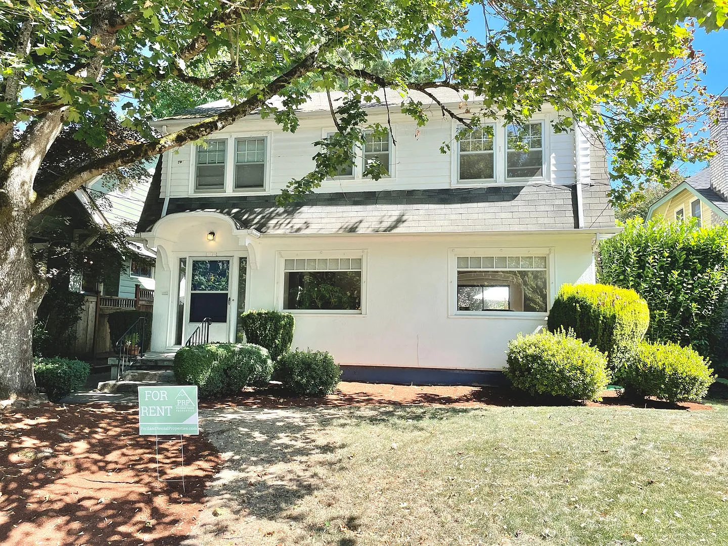 2226 NE 27th Ave photo 1