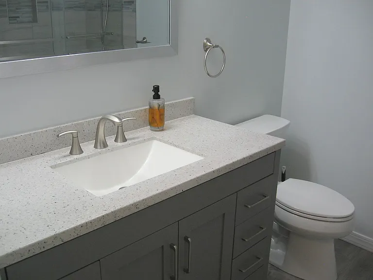32 Riverside Dr — Photo 11