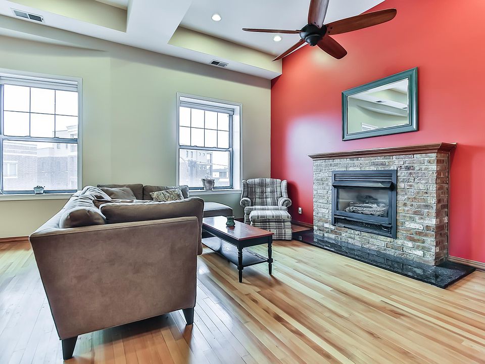 1st image of 2319 N Milwaukee Ave APT 3