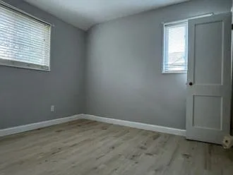 2nd bedroom with 2 closets