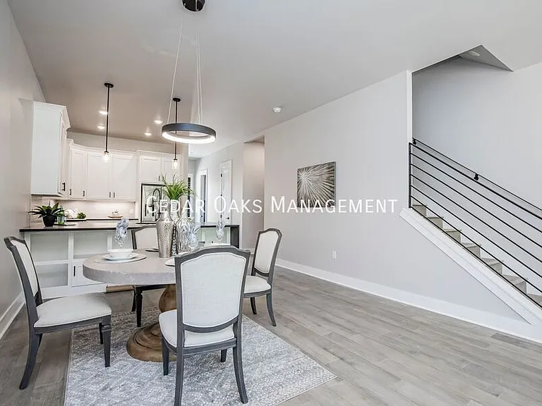 118 E Mountain St #118 — Photo 15