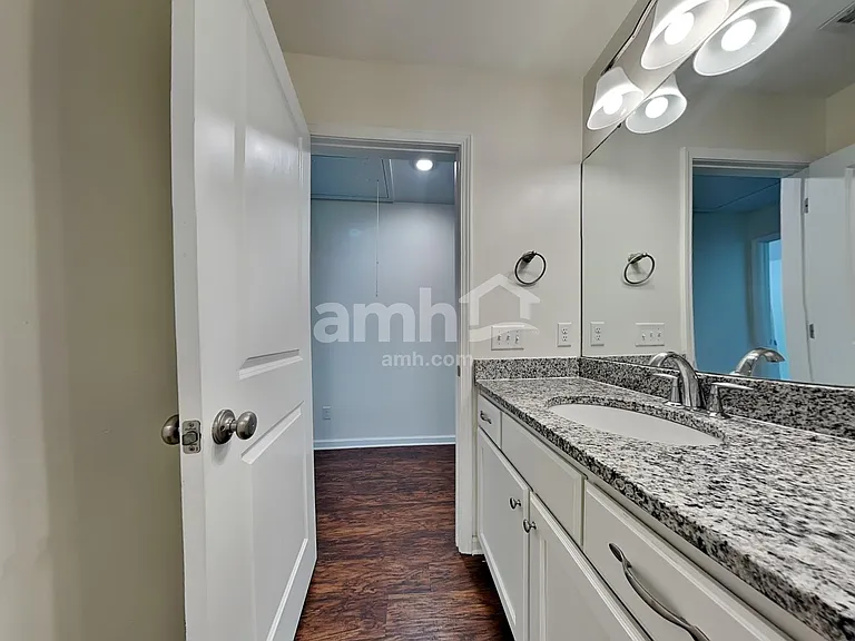 330 Crabapple Cir — Photo 15