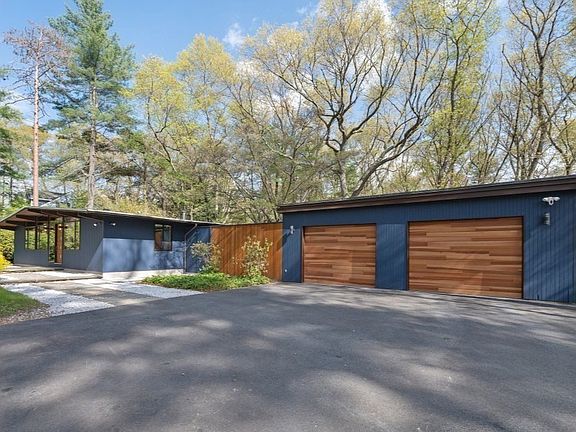 2nd image of 53 Campbell Rd