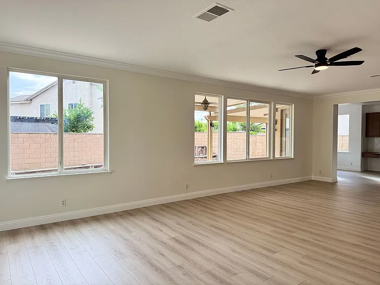 6855 Edinburgh Rd — Photo 16