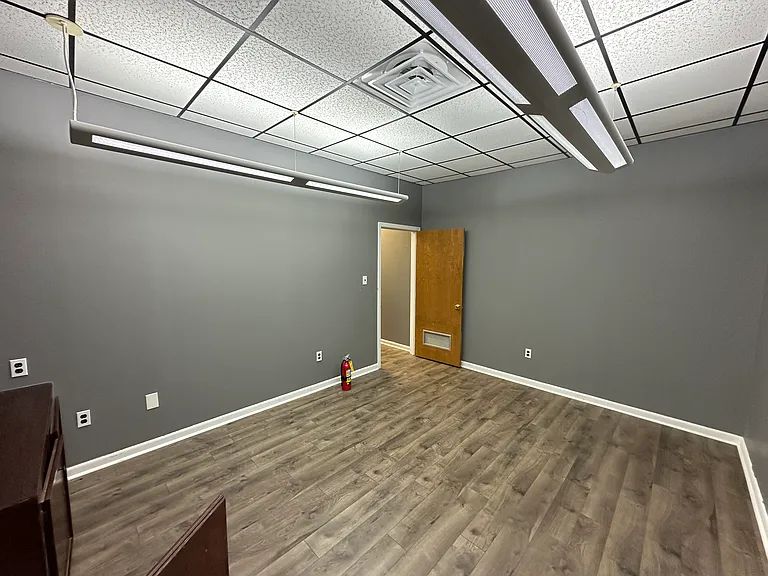 560 S McDonough St #B — Photo 23
