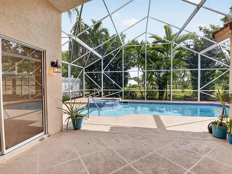 7558 Ironbridge Cir — Photo 39