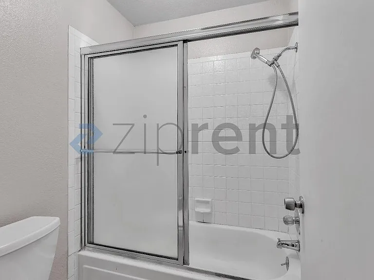 99 Cleaveland Rd #25 — Photo 16