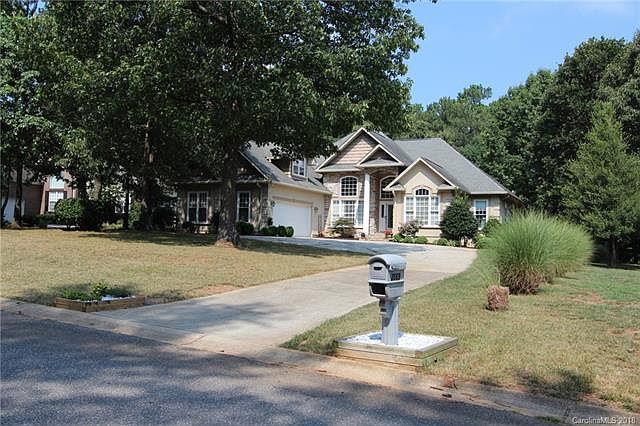 1st image of 2569 Penngate Dr