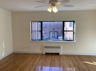 114 Longwood Ave APT 4, Brookline, MA 02446