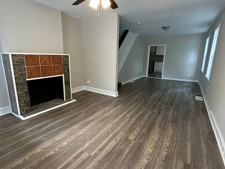 19 E Ingham Ave — Photo 4