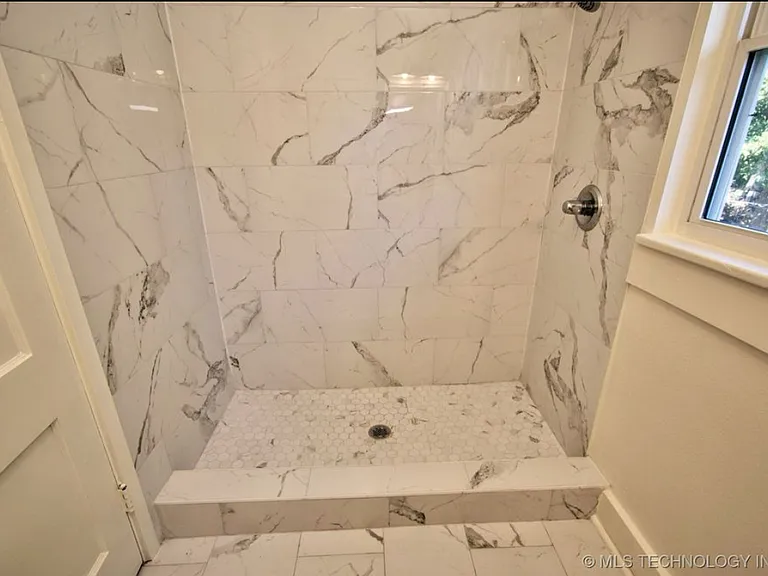 2310 Boston St — Photo 16