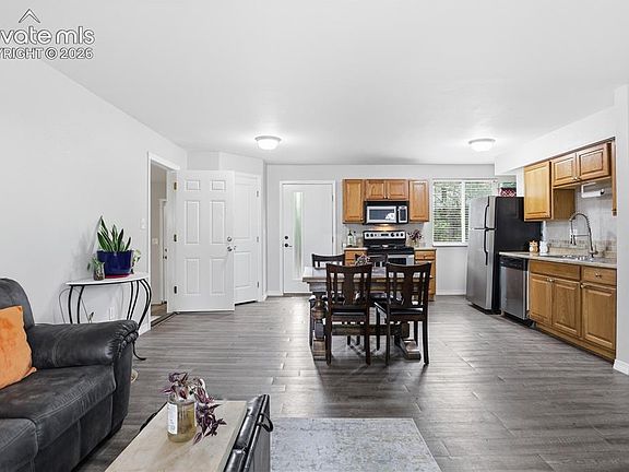 3rd image of 1249 Atoka Dr