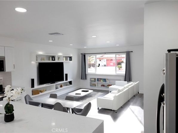 53130 Avenida Mendoza, La Quinta, CA 92253