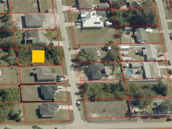 2814 8th ST W, LEHIGH ACRES, FL 33971