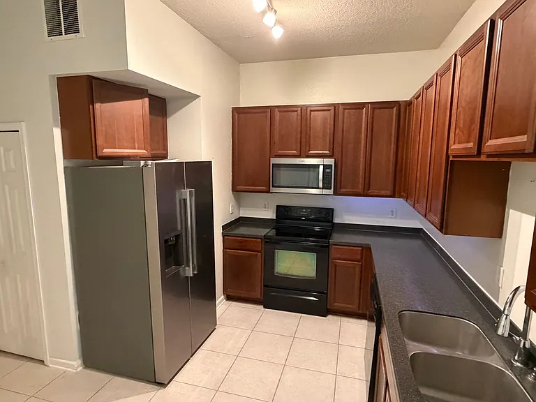 7071 Deer Lodge Cir #103 — Photo 6