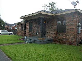 4725 Rhodes Dr, New Orleans, LA 70126
