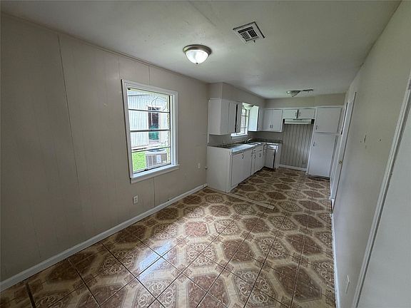 5th image of 4222 Brookston St