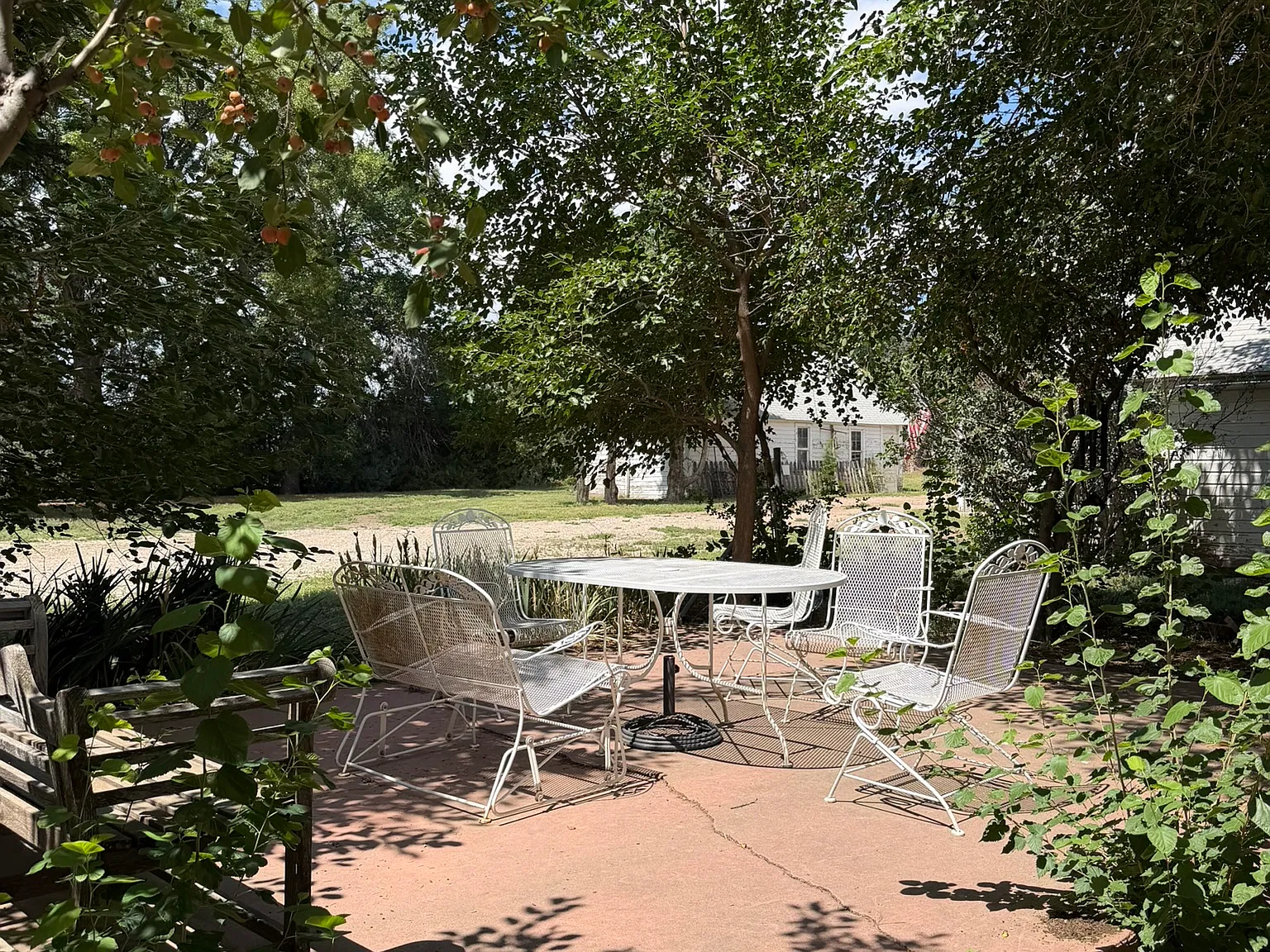 4 bed, 1944 sqft, $2,250 — Photo 2
