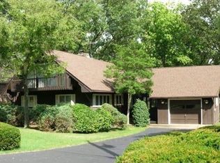 189 S Lakeshore Dr, Blue Eye, MO 65611