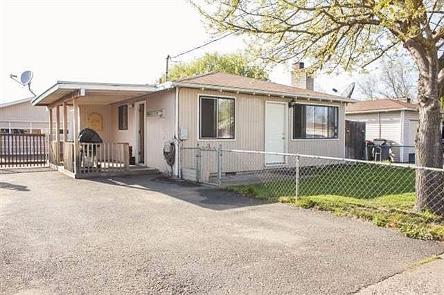 1st image of 2857 Howard Ave