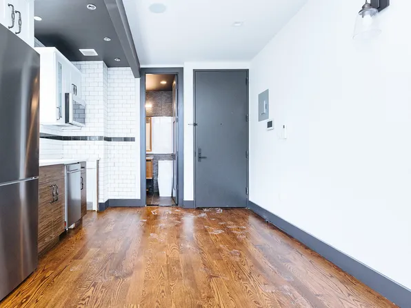 703 Rogers Avenue image 9 of 11