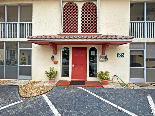 101 E Mcnab Road #329, Pompano Beach, FL 33060