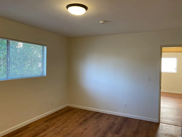 3731 Watseka Ave #9 — Photo 13