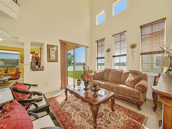 5th image of 5271 SW 141st Ter