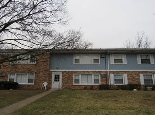 32 Rocky Way APT 3, Montgomery, IL