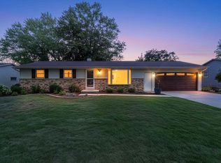 2766 Berken Ct, Green Bay, WI 54304