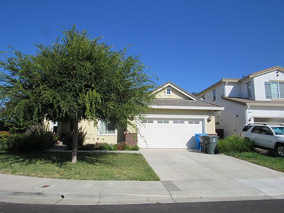3rd image of 182 Sonoma Creek Way