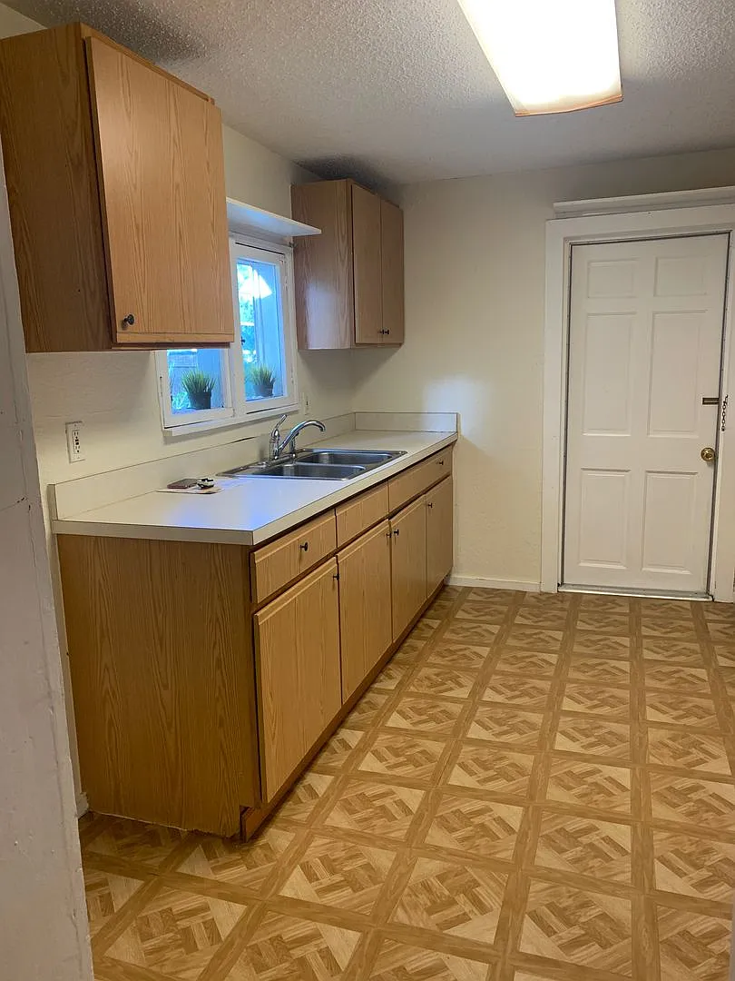 Charming 1/1 Home in St. Cloud — Photo 4