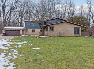 158 Hawthorne Rd, Marshall, MI 49068