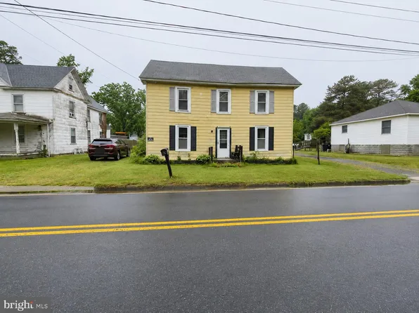 15260 Bayside Dr, Bloxom, VA 23308