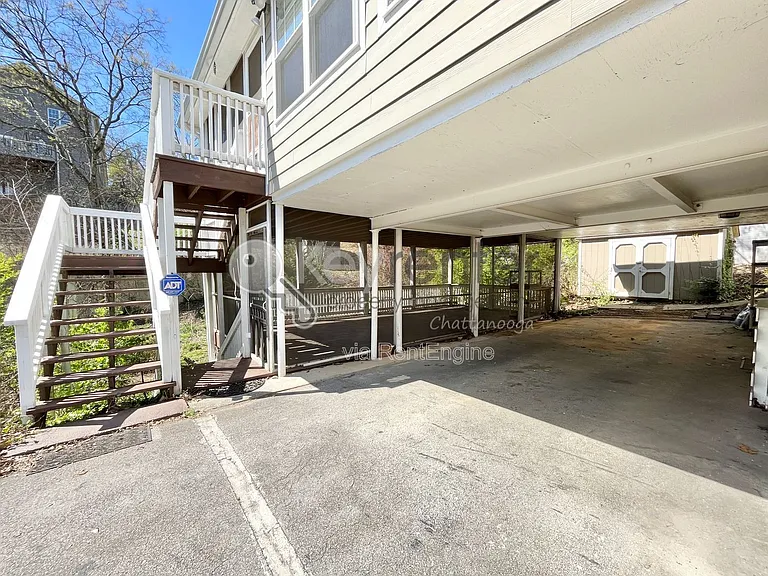 1216 Hanover St — Photo 18