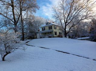 53 N Liberty St, New Concord, OH 43762