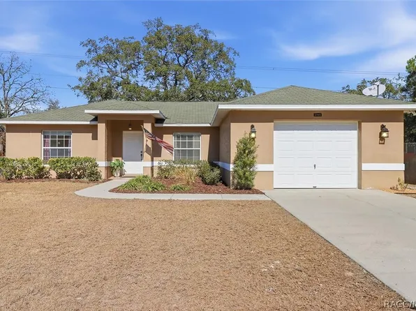 2745 W Redgate Dr, Citrus Springs, FL 34433