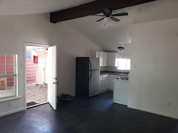 3rd image of 9008 East Dr #B