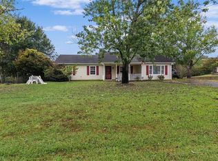 7540 Greenmeadow Dr, Tobaccoville, NC 27050