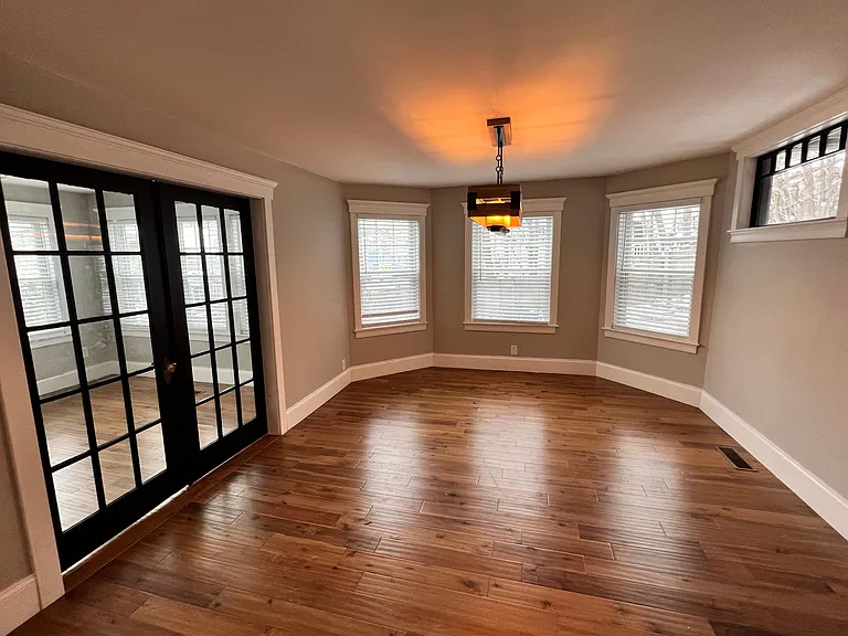 82 Essex St #1 — Photo 9