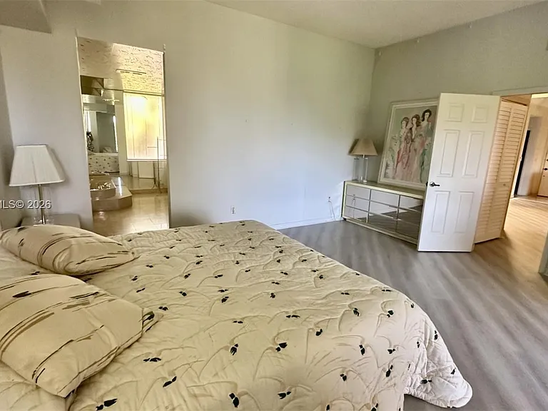 7472 La Paz Blvd #301 — Photo 10