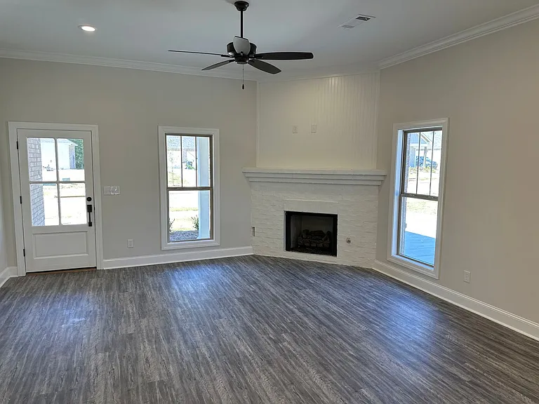 843 Long Leaf Cir — Photo 6