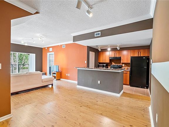 5th image of 5880 W Sample Road #203